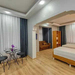 Pio , Istanbul Turcia